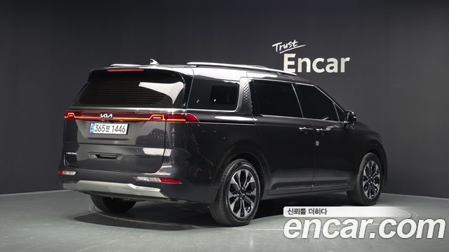 Kia Carnival (IV) Gasoline 7-Seater Signature 2023 — фото 2