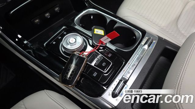 Kia Carnival (IV) Gasoline 7-Seater Signature 2023 — фото 9