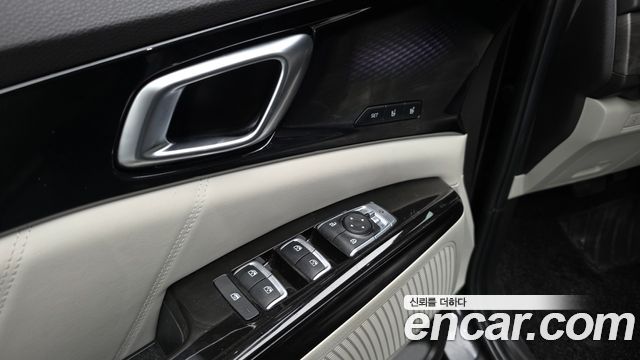 Kia Carnival (IV) Gasoline 7-Seater Signature 2023 — фото 30