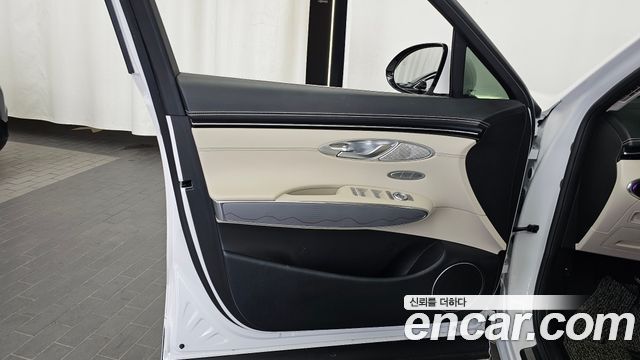 Genesis GV70 2.5T Gasoline AWD 2023 — фото 24