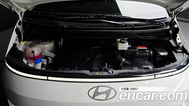 Hyundai Staria L3.5 Cargo 5-Seater Modern 2025 — фото 6