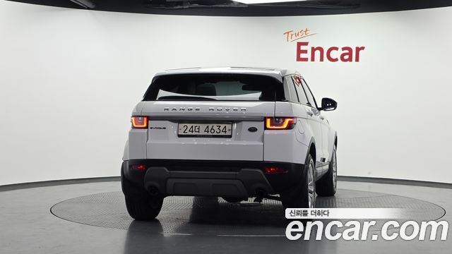 Land Rover Range Rover Evoque 2.0 TD4 SE 2017 — фото 4