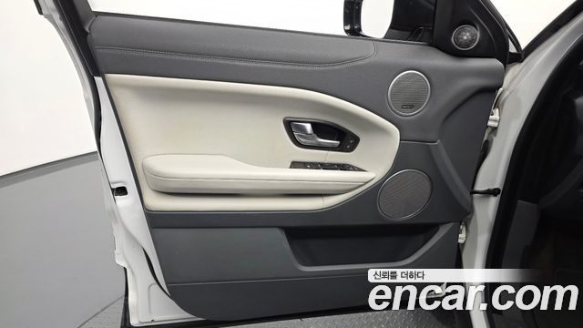 Land Rover Range Rover Evoque 2.0 TD4 SE 2017 — фото 24