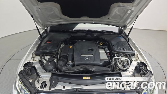 Mercedes-Benz E-Class (W213) E300 4MATIC Exclusive 2019 — фото 6