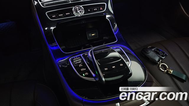 Mercedes-Benz E-Class (W213) E300 4MATIC Exclusive 2019 — фото 9