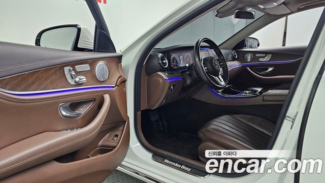 Mercedes-Benz E-Class (W213) E300 4MATIC Exclusive 2019 — фото 10