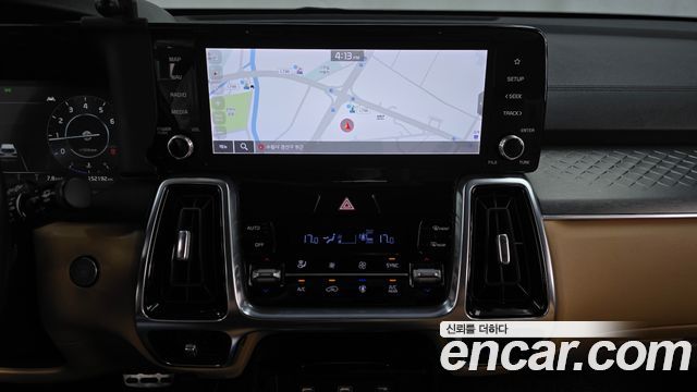 Kia Sorento (IV) Gasoline 2.5T 2WD Signature 2023 — фото 17