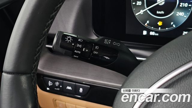 Kia Carnival (IV) Diesel 9-Seater Prestige 2022 — фото 31