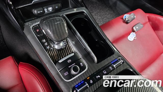 Kia Stinger 2.0 Turbo AWD Platinum 2020 — фото 9