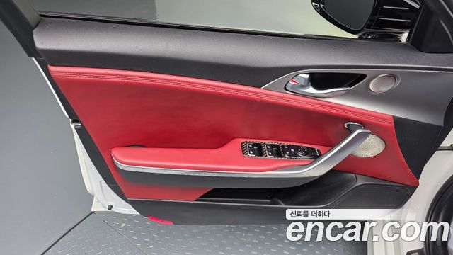 Kia Stinger 2.0 Turbo AWD Platinum 2020 — фото 24