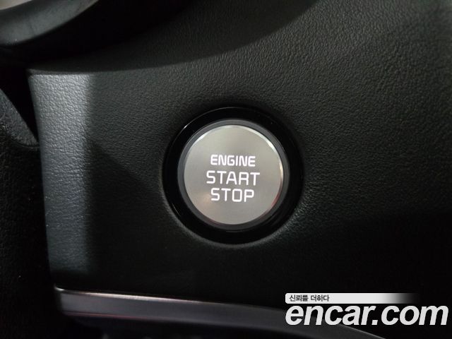 Kia Stinger 2.0 Turbo AWD Platinum 2020 — фото 33