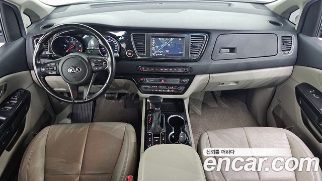 Kia Carnival 7-Seater Limousine President 2019 — фото 7