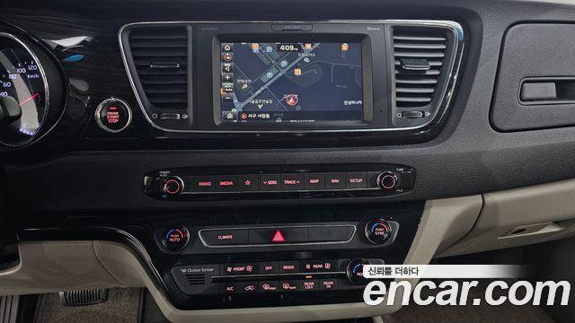 Kia Carnival 7-Seater Limousine President 2019 — фото 13