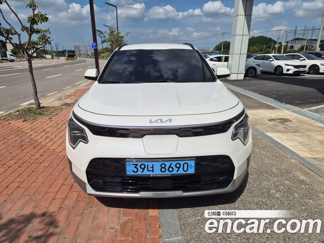 Kia Niro Plus Earth 2023 — фото 3