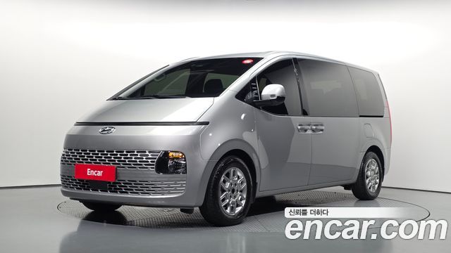 Hyundai Staria 4WD Tourer 11-Seater Modern 2023 — фото 1