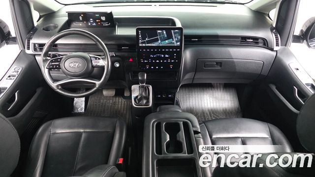 Hyundai Staria 4WD Tourer 11-Seater Modern 2023 — фото 7