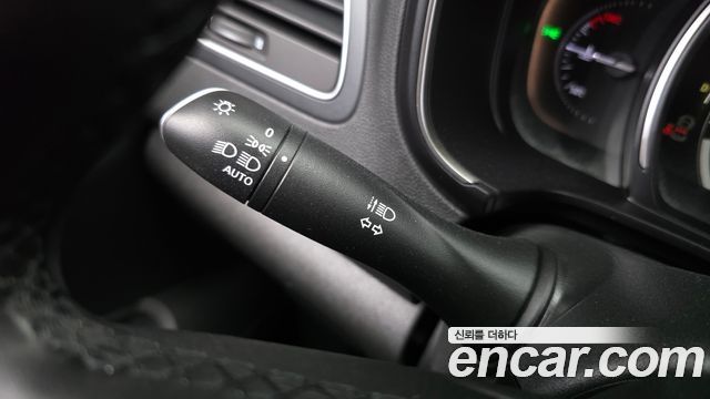 Renault Korea QM6 2.0 GDe RE Signature 2WD 2022 — фото 29