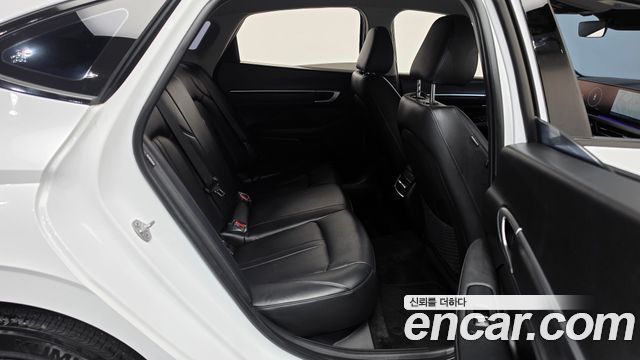 Hyundai Sonata The Edge (DN8) 2.0 Premium 2024 — фото 11