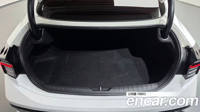 Hyundai Sonata The Edge (DN8) 2.0 Premium 2024 — фото 18