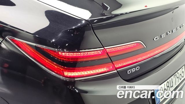 Genesis G90 3.8 AWD Premium Luxury 2019 — фото 23