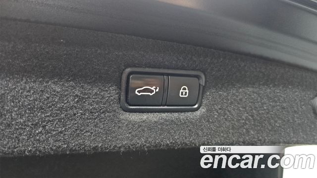Genesis G90 3.8 AWD Premium Luxury 2019 — фото 35