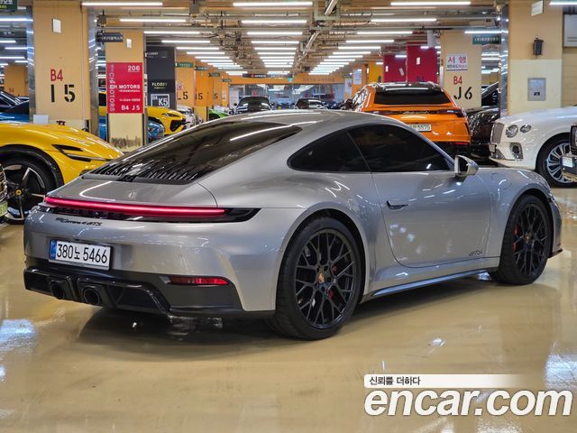Porsche 911 (992) Carrera 4 GTS 2026 — фото 4