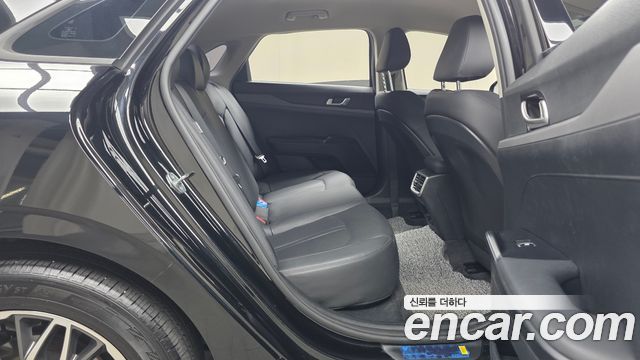Kia K5 (III) 2.0 LPI(Renter car) Trandy 2023 — фото 16