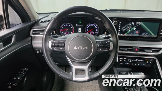 Kia K5 (III) 2.0 LPI(Renter car) Trandy 2023 — фото 17