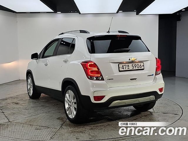 Chevrolet Trax 1.6 Diesel Premier 2018 — фото 4