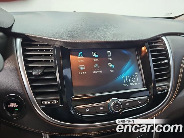 Chevrolet Trax 1.6 Diesel Premier 2018 — фото 18