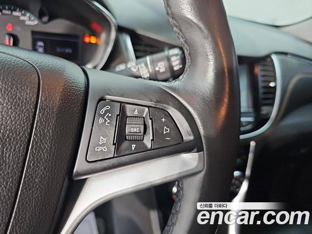 Chevrolet Trax 1.6 Diesel Premier 2018 — фото 21