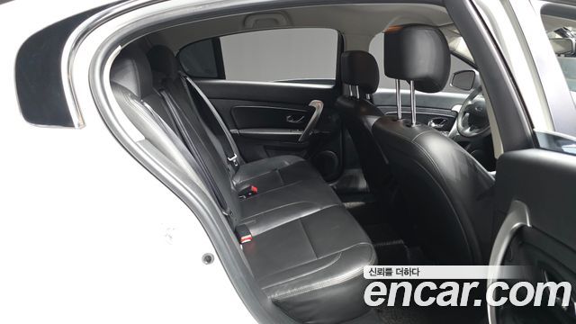 Renault Korea SM5 Nova LPLi Texi tental car DLX 2016 — фото 12