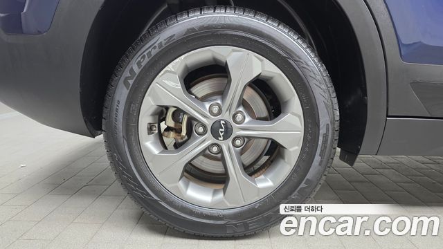 Kia Seltos Gasoline 1.6 Turbo 4WD Prestige 2023 — фото 5