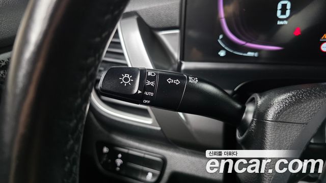 Kia Seltos Gasoline 1.6 Turbo 4WD Prestige 2023 — фото 20