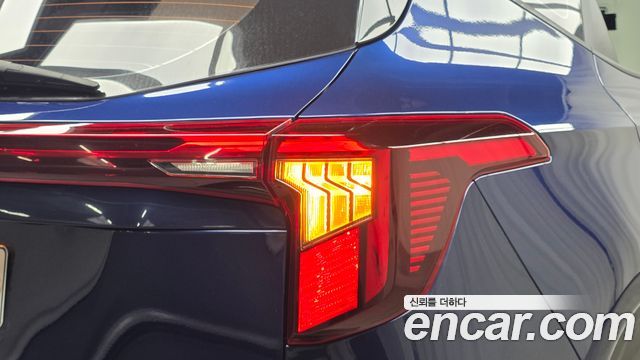 Kia Seltos Gasoline 1.6 Turbo 4WD Prestige 2023 — фото 23