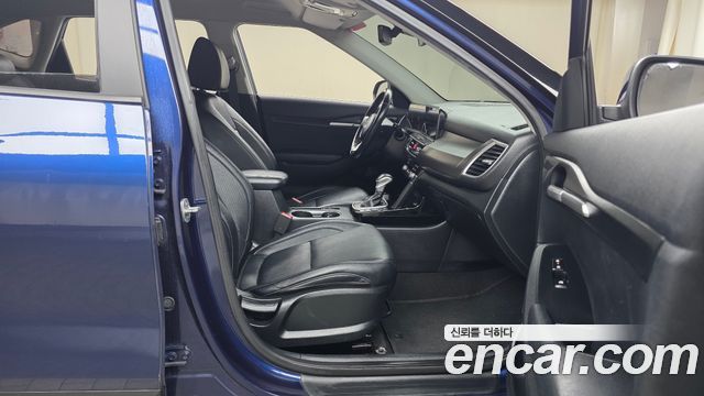 Kia Seltos Gasoline 1.6 Turbo 4WD Prestige 2023 — фото 26