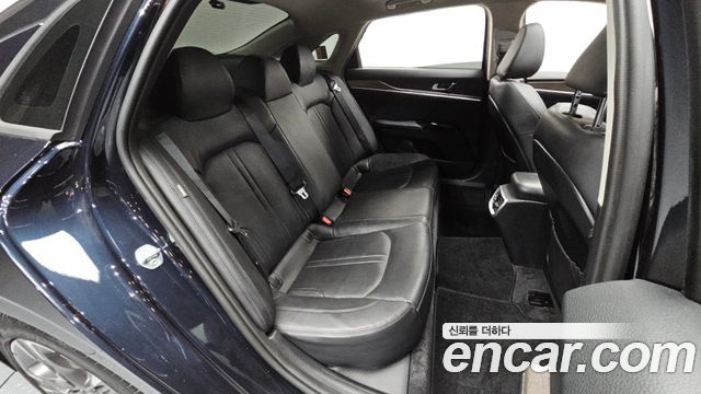 Kia K5 (III) 2.0 Noblesse 2022 — фото 11