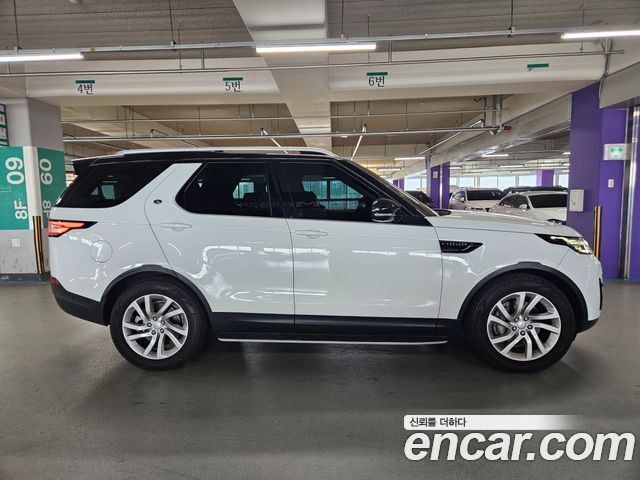 Land Rover Discovery 5 3.0 SD6 HSE 2020 — фото 3