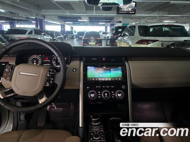 Land Rover Discovery 5 3.0 SD6 HSE 2020 — фото 17