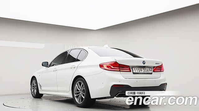 BMW 5 Series (G30) 530i M Sport Package 2020 — фото 2