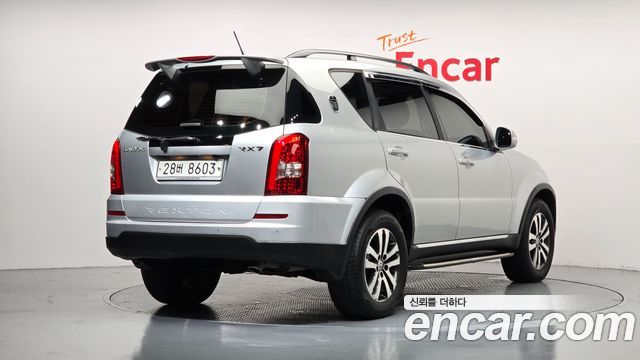 KG Mobility (SsangYong) Rexton W 2.0 4WD RX7 Prestige 2013 — фото 2