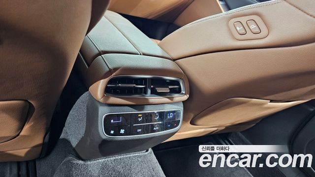 Genesis G80 (RG3) Gasoline 2.5 Turbo 2WD 2022 — фото 18