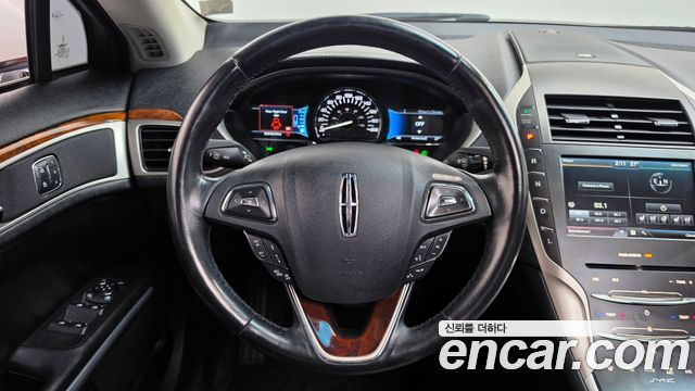 Lincoln MKZ Hybrid 2nd 2016 — фото 13