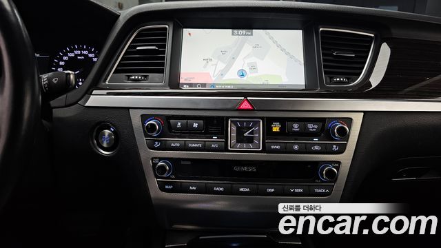 Genesis G80 3.3 GDI Premium Luxury 2019 — фото 17