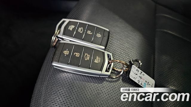 Genesis G80 3.3 GDI Premium Luxury 2019 — фото 20
