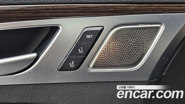 Genesis G80 3.3 GDI Premium Luxury 2019 — фото 38