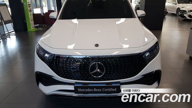 Mercedes-Benz EQB (X243) EQB300 4MATIC AMG Line 2026 — фото 3