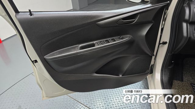 Chevrolet Spark LT 2020 — фото 30