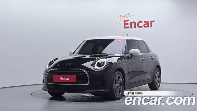 MINI Cooper 5Door Classic Third Generation