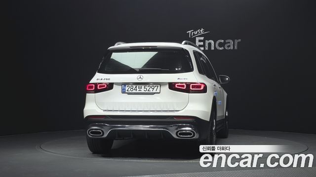Mercedes-Benz GLB-Class (X247) GLB250 4MATIC 2020 — фото 4